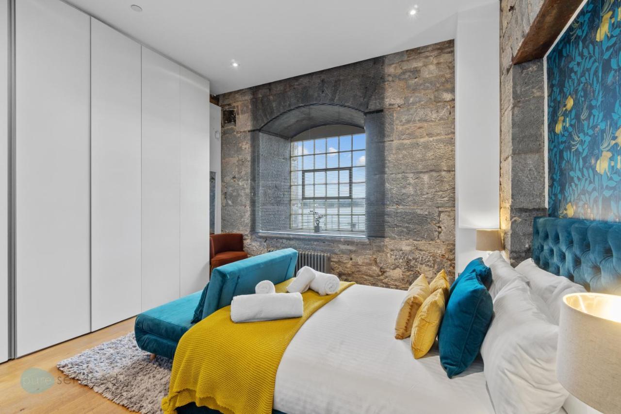 2 Bed- Edgcumbe View By Pureserviced Daire Plymouth Dış mekan fotoğraf