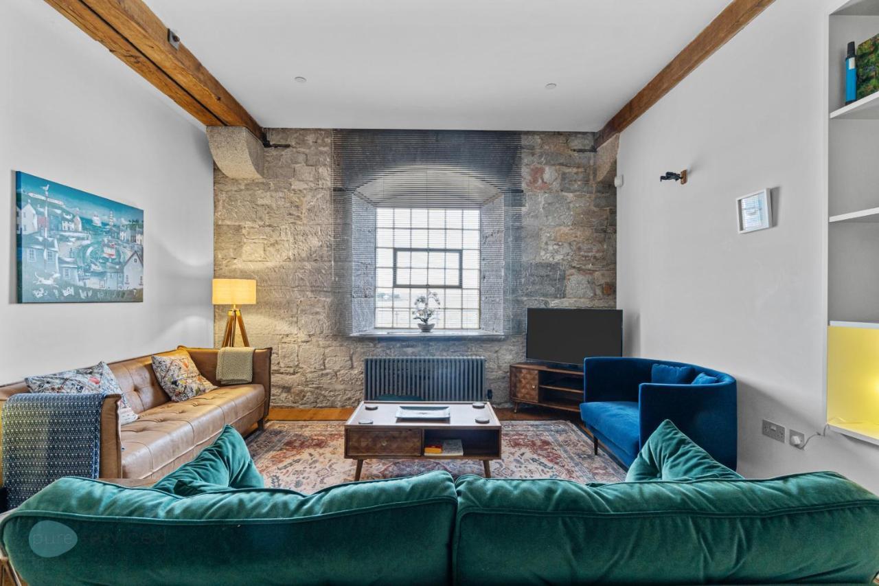 2 Bed- Edgcumbe View By Pureserviced Daire Plymouth Dış mekan fotoğraf